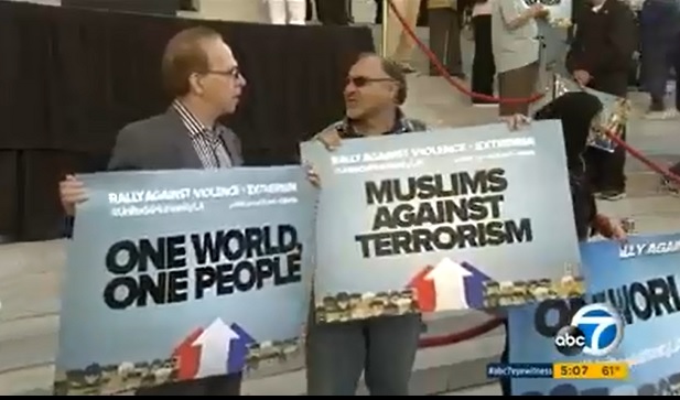 Los Angeles stands united as hate crimes against Muslims increase